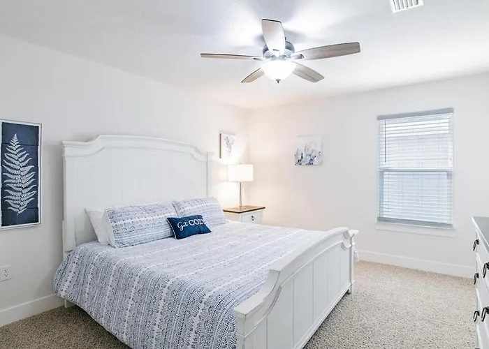 Lind Haven At Sweet Retreat By Collection *